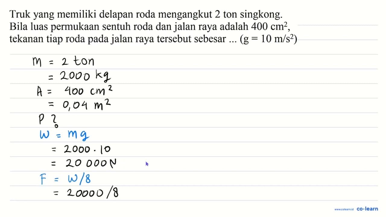 Truk yang memiliki delapan roda mengangkut 2 ton singkong.