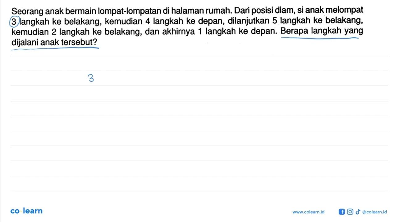 Seorang anak bermain lompat-lompatan di halaman rumah. Dari