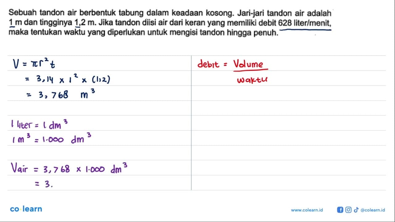 Sebuah tandon air berbentuk tabung dalam keadaan kosong.