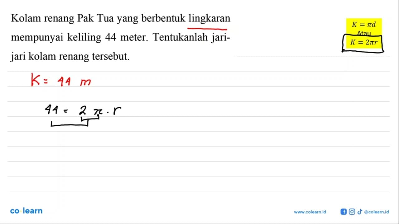 Kolam renang Pak Tua yang berbentuk lingkaran mempunyai