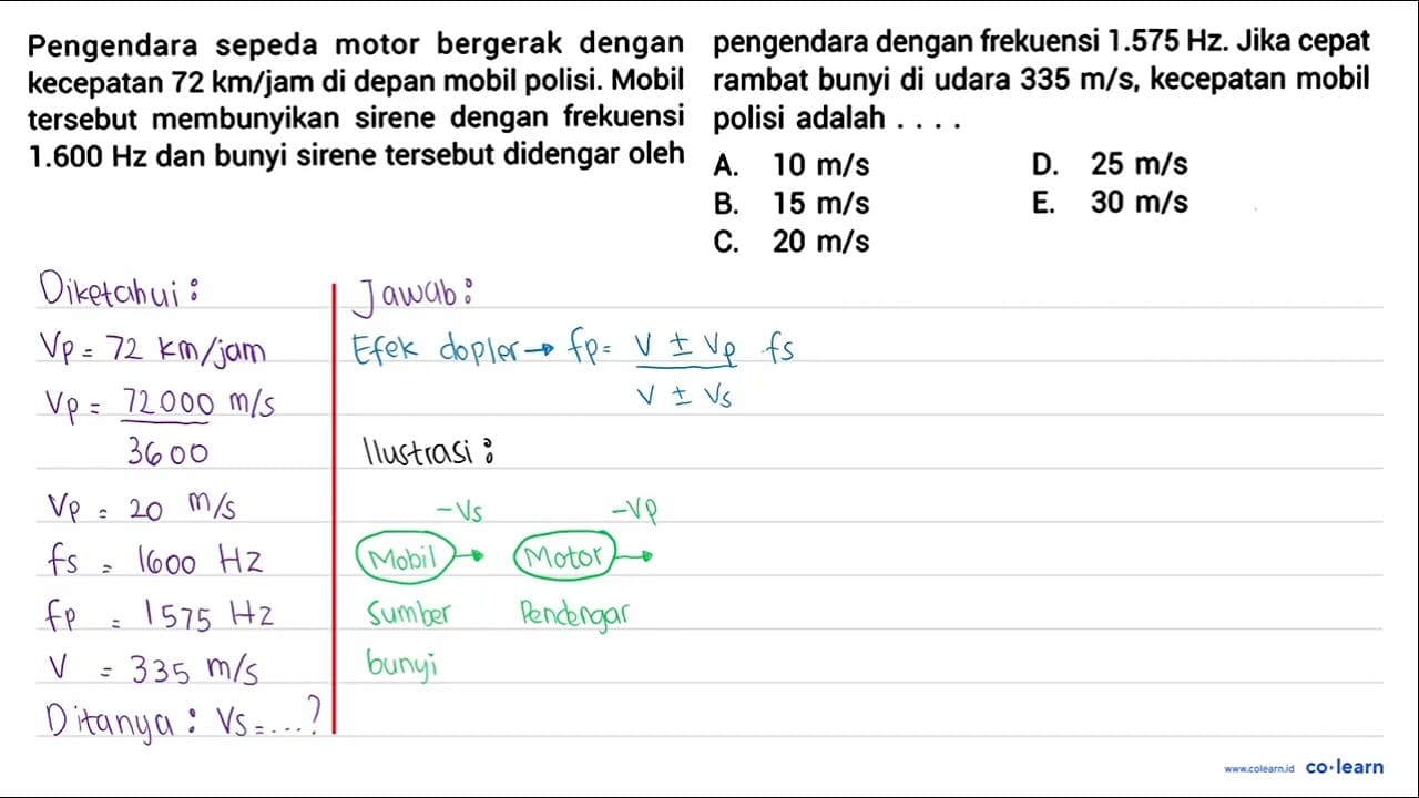 Pengendara sepeda motor bergerak dengan pengendara dengan