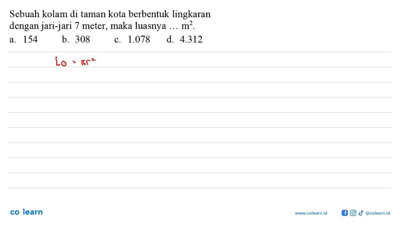 Sebuah kolam di taman kota berbentuk lingkaran dengan