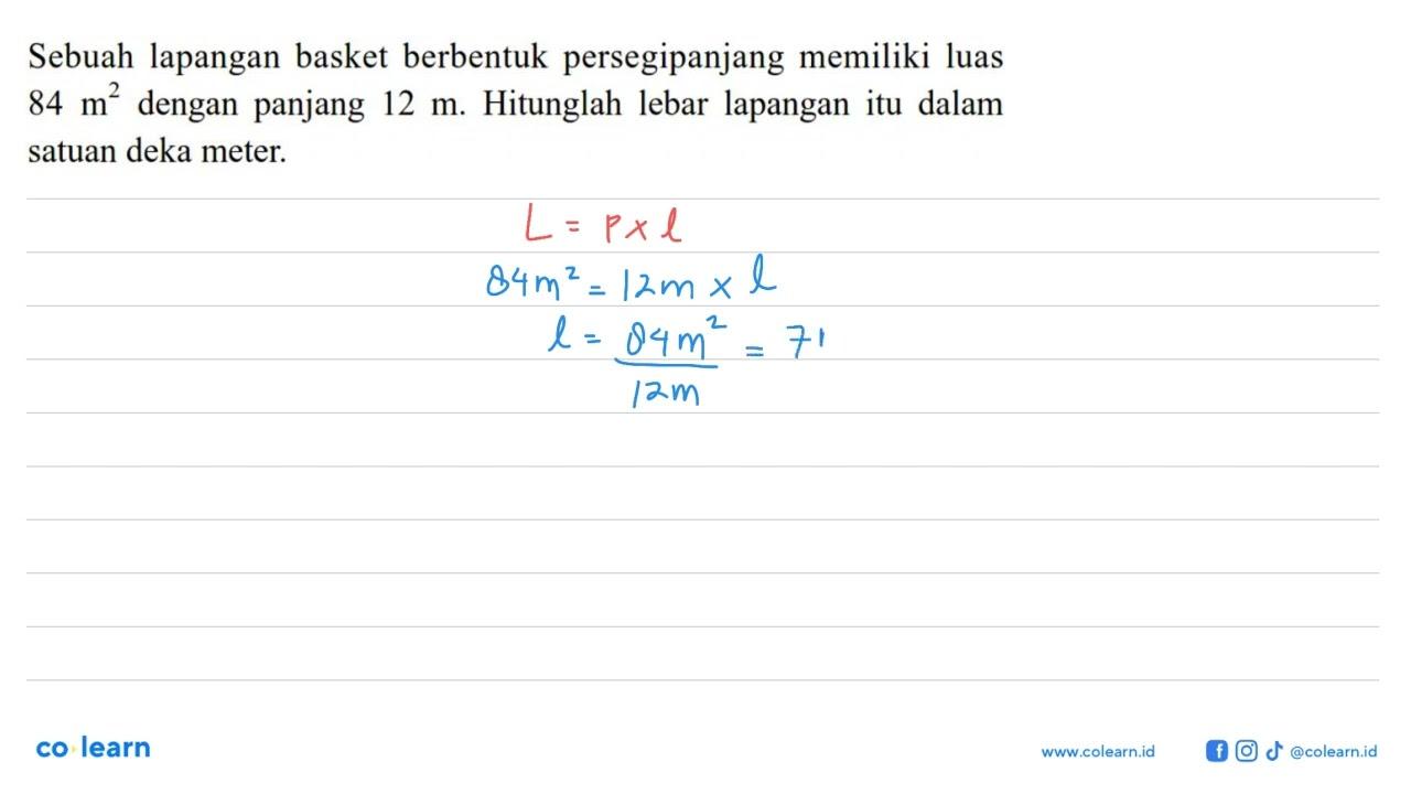 Sebuah lapangan basket berbentuk persegipanjang memiliki